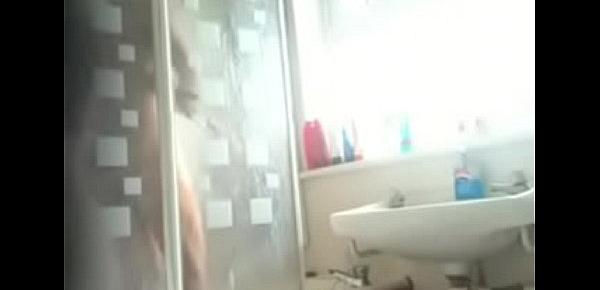 Teen Girl Bath Caught by Hidden Cam